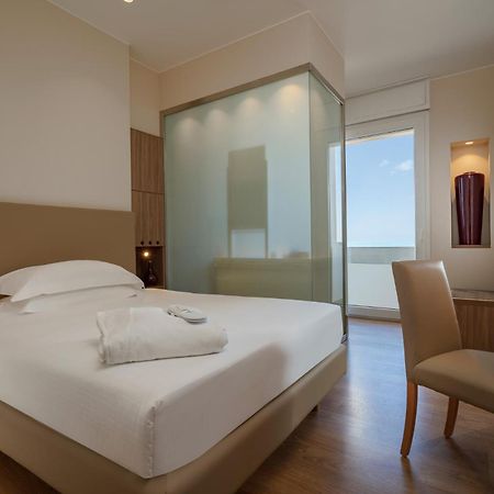National Hotel Ρίμινι Εξωτερικό φωτογραφία