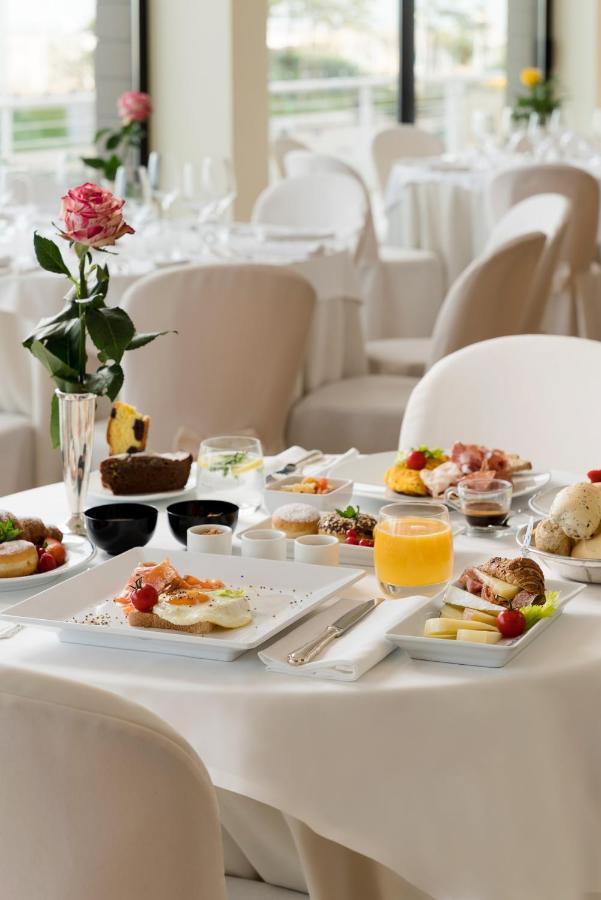 National Hotel Ρίμινι Εξωτερικό φωτογραφία