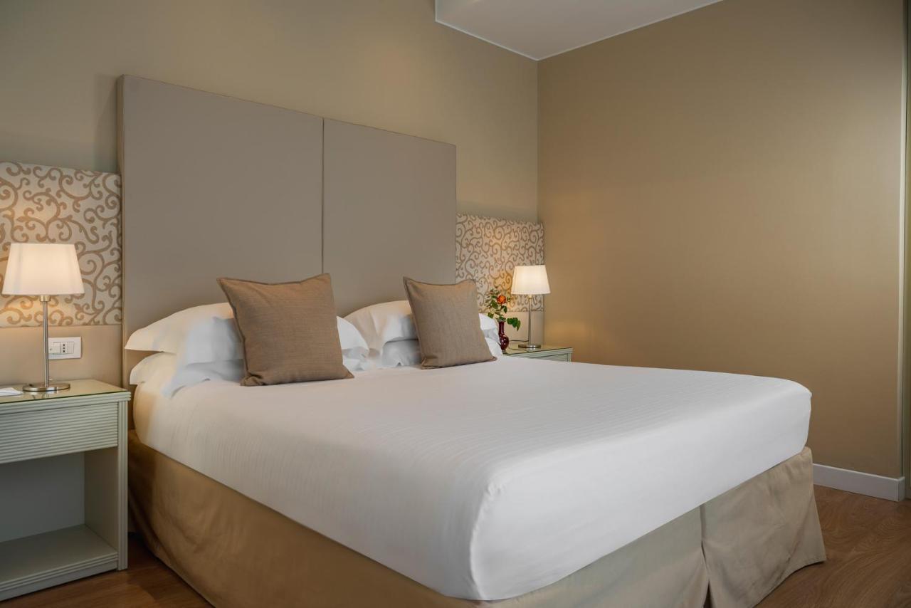 National Hotel Ρίμινι Εξωτερικό φωτογραφία