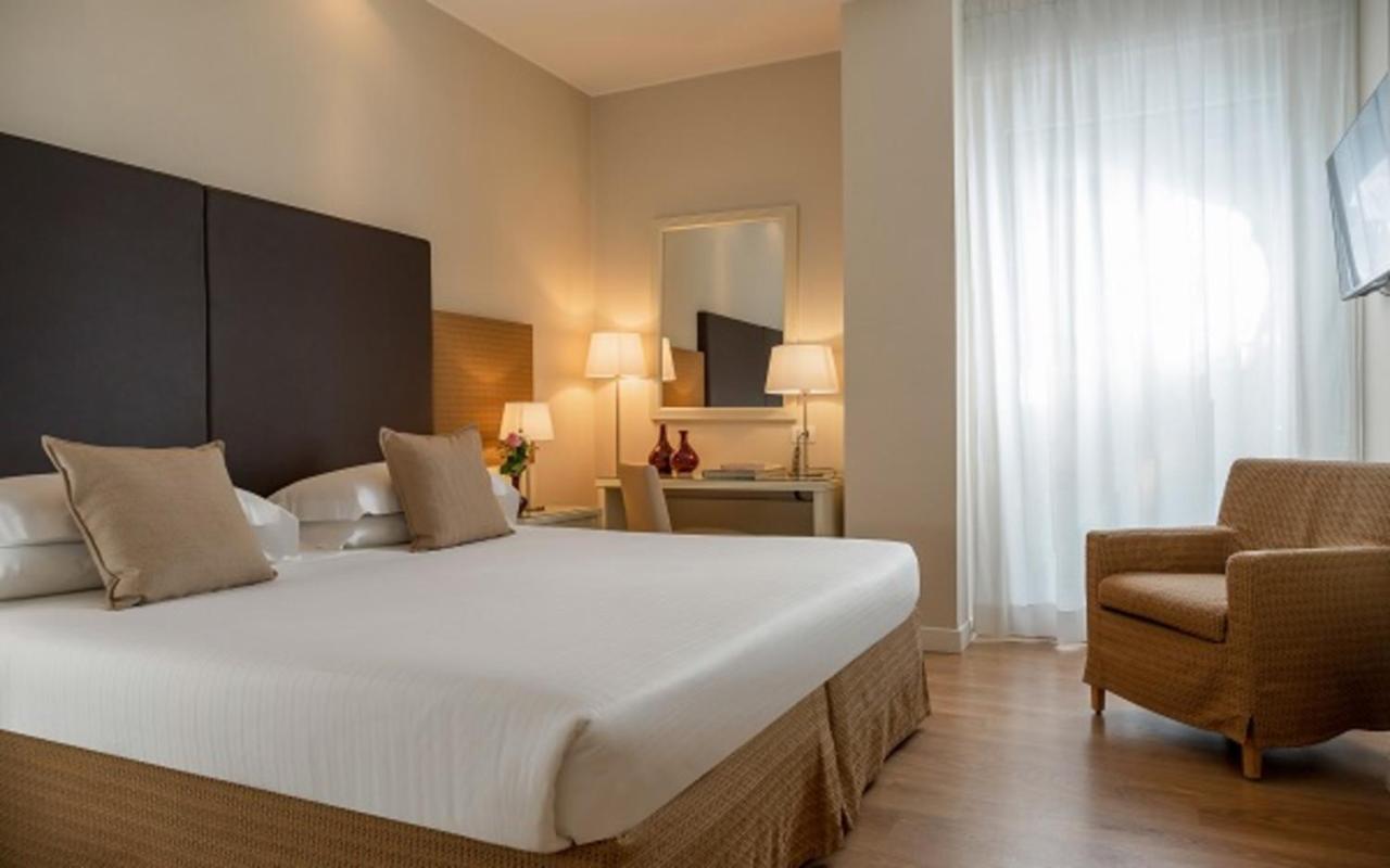 National Hotel Ρίμινι Εξωτερικό φωτογραφία